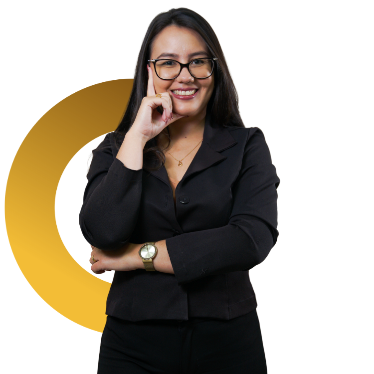 Sobre a sessão trabalhe conosco, mulher sorrindo com a mão no rosto